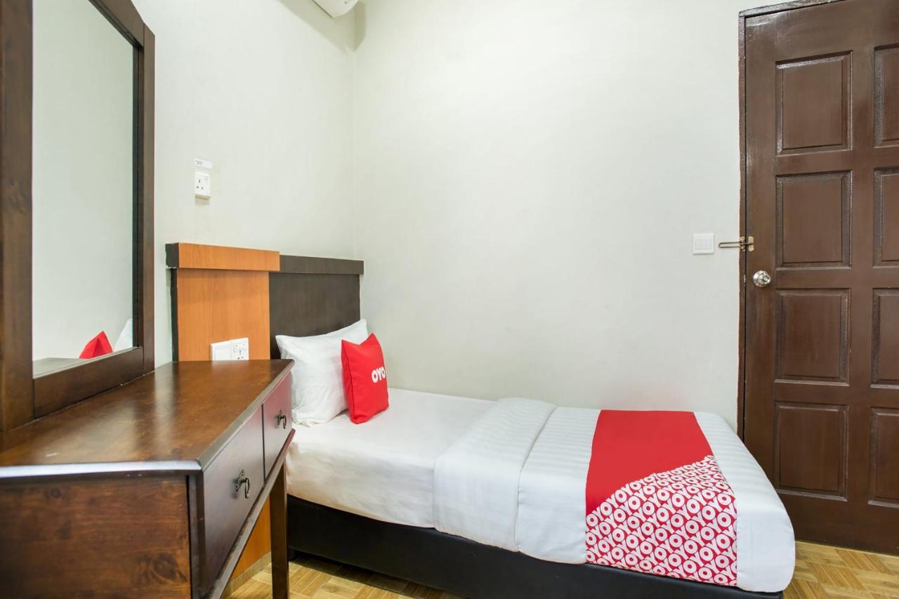 Oyo 89712 Grand Inn Semporna Buitenkant foto