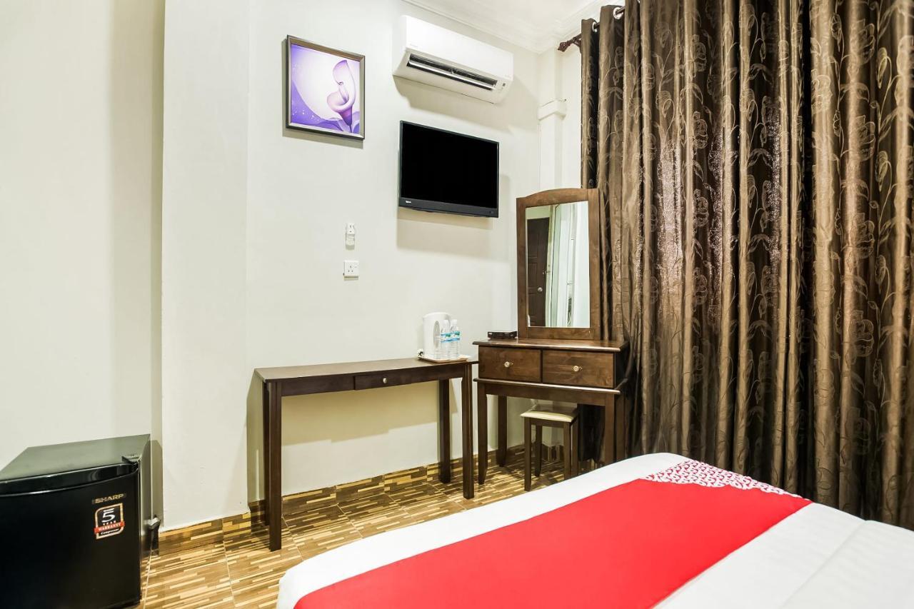 Oyo 89712 Grand Inn Semporna Buitenkant foto