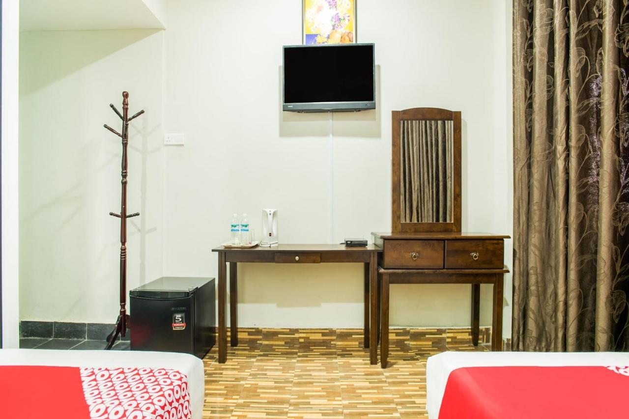 Oyo 89712 Grand Inn Semporna Buitenkant foto