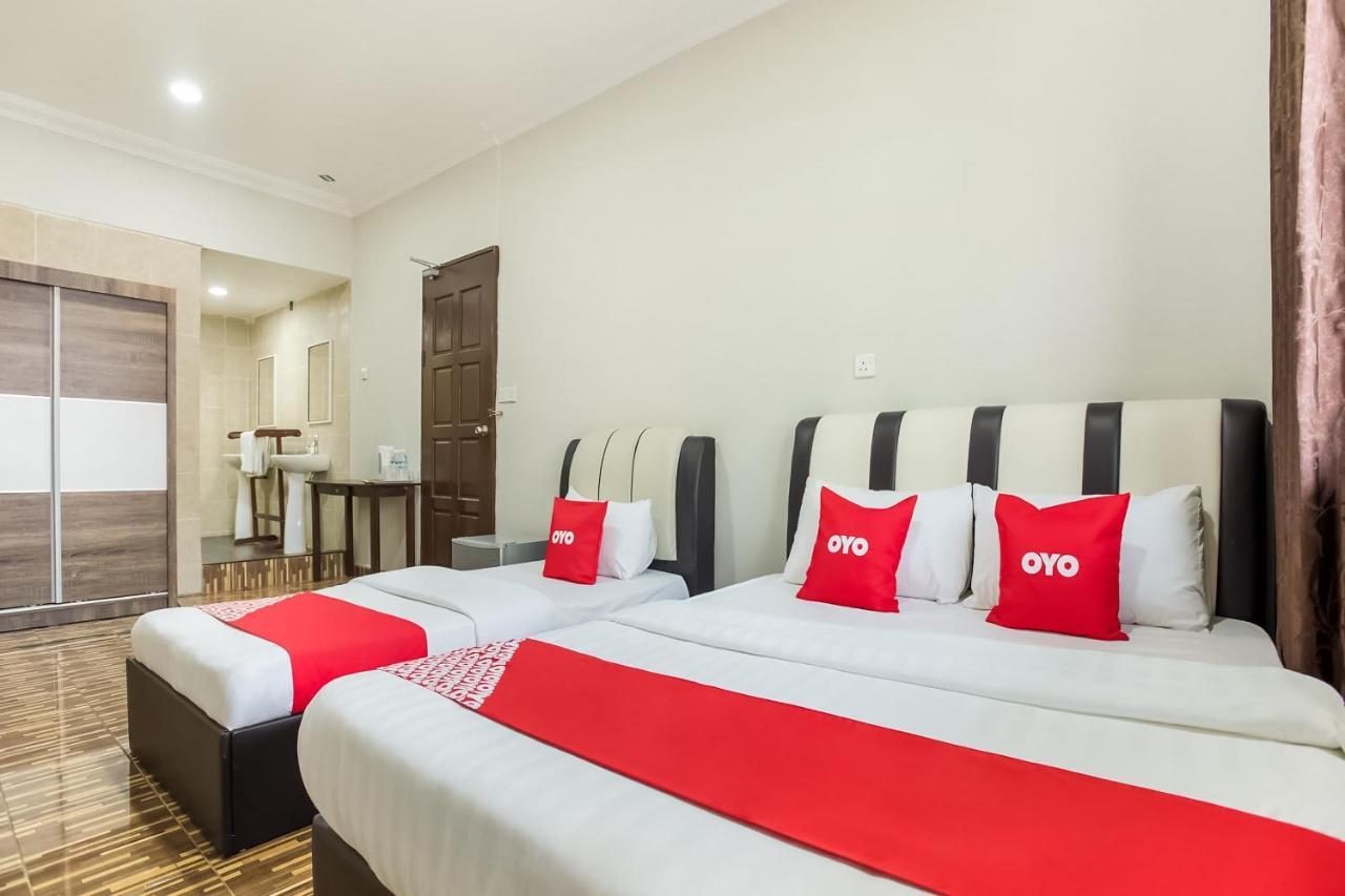 Oyo 89712 Grand Inn Semporna Buitenkant foto