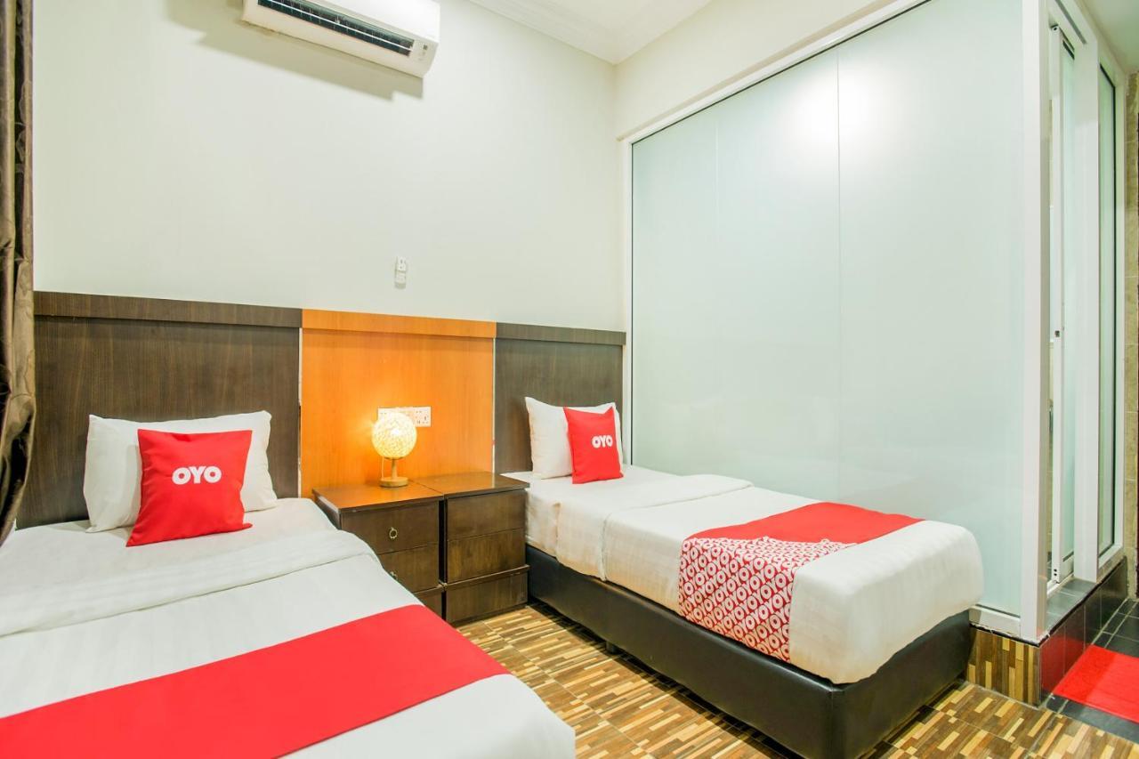 Oyo 89712 Grand Inn Semporna Buitenkant foto